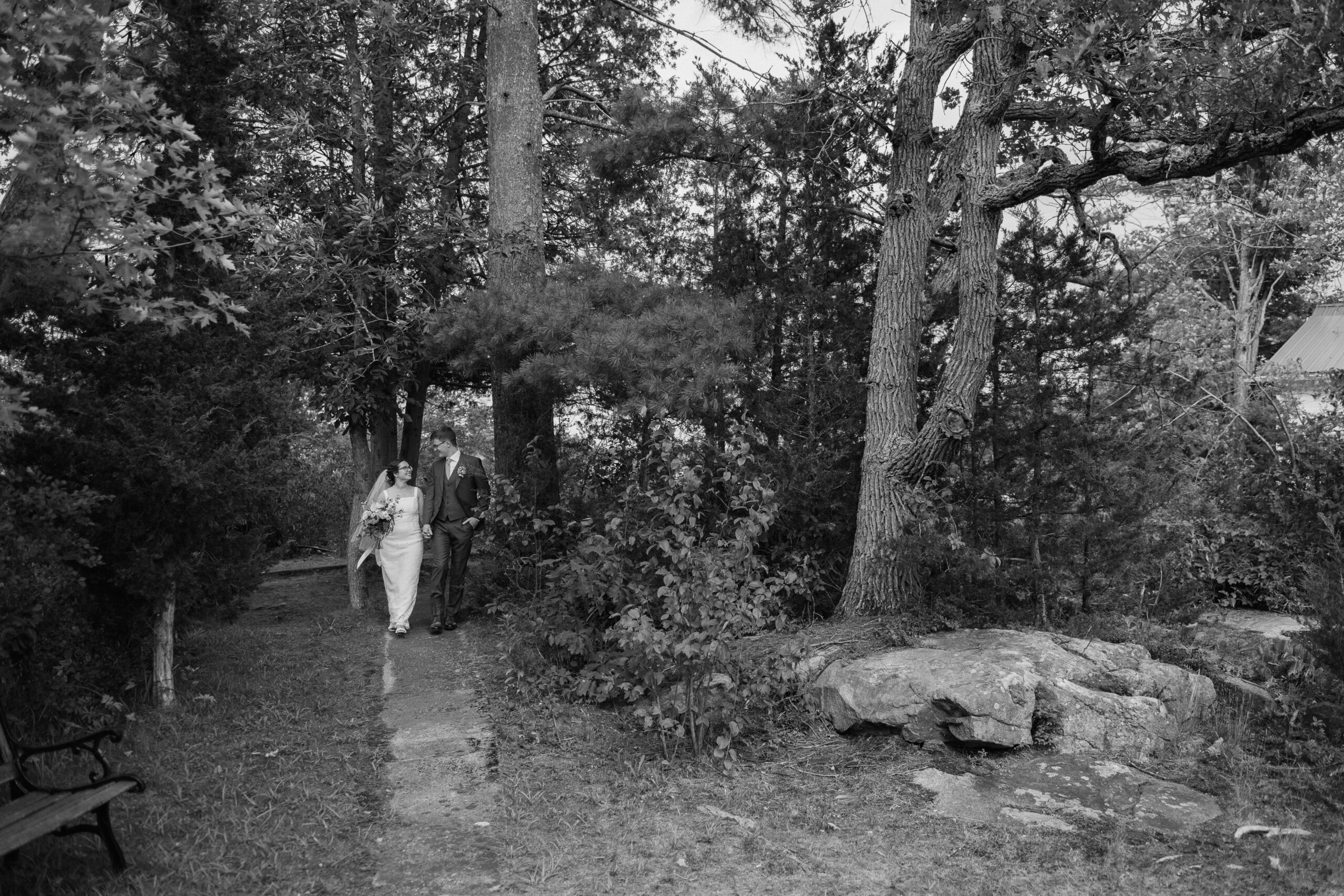 burleigh falls inn stoney lake wedding